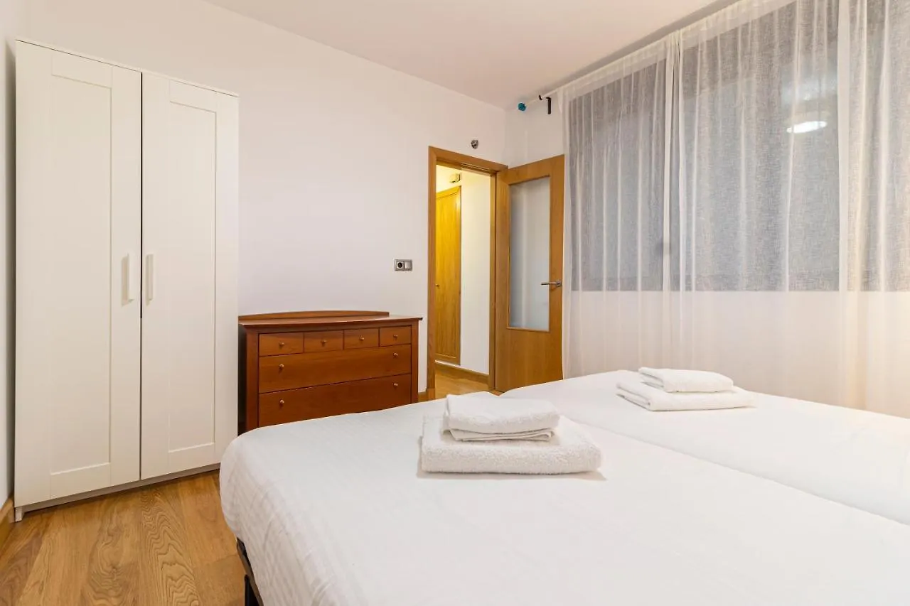 Allo Apartments Cerca Feria - 2 Habitaciones - Parking Gratis