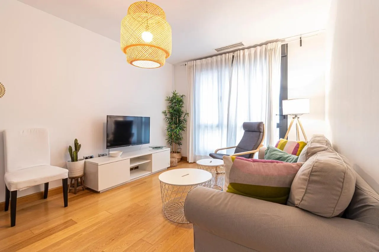 Allo Apartments Cerca Feria - 2 Habitaciones - Parking Gratis